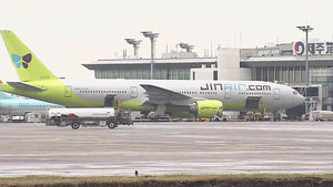 제주공항 항공기 운항 재개&hellip;지연 운항 잇따라