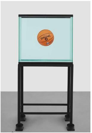제프 쿤스(미국)의 'One Ball Total Equilibrium Tank'(사진=크리스티 홈페이지 캡처)