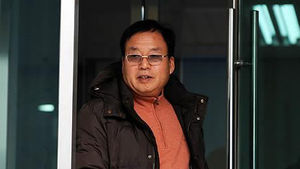 광화문 복원 '희귀소나무 횡령' 신응수 대목장, 혐의 부인