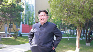 北 김정은, 잇단 민생 행보&hellip;류경김치공장 시찰