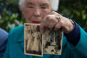 호주-미국 쌍둥이 자매들 80년 펜팔&hellip;딸&middot;손녀로도 이어져