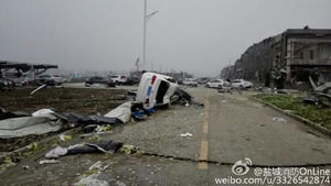 중국 옌청서 토네이도로 공장 붕괴 78명 사망