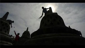 레드불, 인도네시아 불교성지서 '파쿠르' 광고 찍었다가 사과