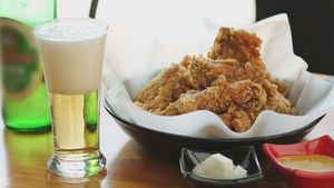 中서 부는 '치맥 열풍'&hellip;치킨 삼총사의 대박 비결
