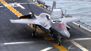 [비디오머그] F-35 라이트닝&hellip;수직이착륙 시연