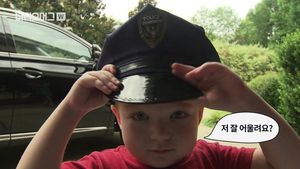 [비디오머그] '제 꿈은 경찰' 백혈병에 걸린 4살 꼬마의 소원