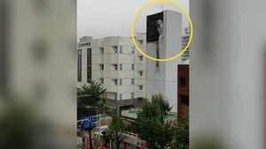 [제보영상] 강풍에 떨어질 듯 위태위태&hellip;태풍 '차바' 부산 피해 속출