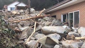 [제보영상] "복구도 못했는데&hellip;" 폭우 예보에 2차 붕괴 우려 '발동동'
