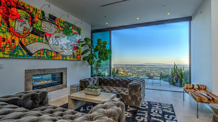 [뉴스pick] 게임 방송으로 50억대 저택 구입한 유튜버…'그것도 할리우드에!