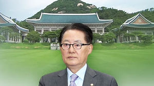 "靑에 재벌 회장 불러 협조 요청" vs "사실 무근"