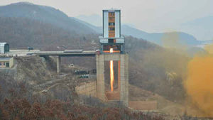 [취재파일] 北 백두산 로켓엔진의 진화&hellip;'ICBM 시험발사' 압박
