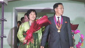 [지금 북한은] "너무나도 크고 황홀" 평양 여명거리 입주 시작