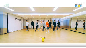 [SBS Star] PENTAGON Releases 'Critical Beauty' Choreography Practice Video