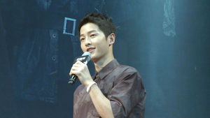 [SBS Star] Song Hye-kyo's Name Appears on Song Joong-ki's Movie Ending Credit?