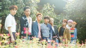 [SBS Star] EXO Sweeps Billboard World Album Chart with 'THE WAR'