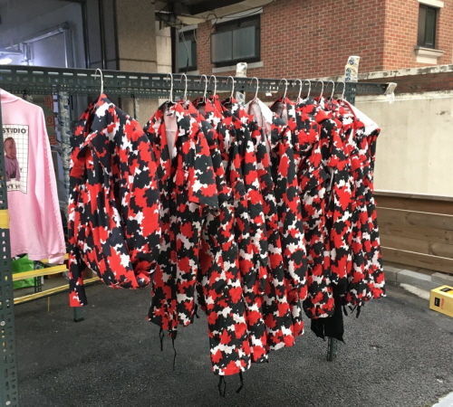 ？[SBS Star] 'Idol-Only' Laundry Cleaners Spotted in Korea?