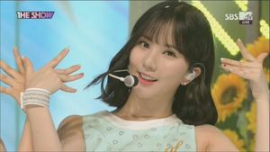 [SBS Star] VIDEO: GFRIEND's Back with 'Love Whisper' on 'The Show'