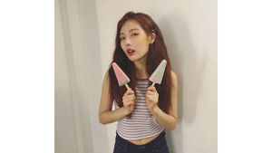 [SBS Star] HyunA Confirms Solo Comeback This Month