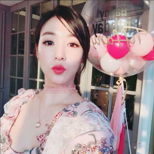 ？[SBS Star] SM Ent. 'Tiffany's studying abroad? Considering many options