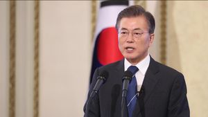 문 대통령 임기반환점&hellip;與 "상상 못 한 변화", 한국당 "낙제점"