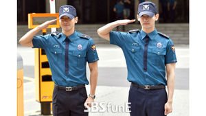 [SBS Star] TVXQ Changmin and Super Junior Siwon Discharged from Military Service Today