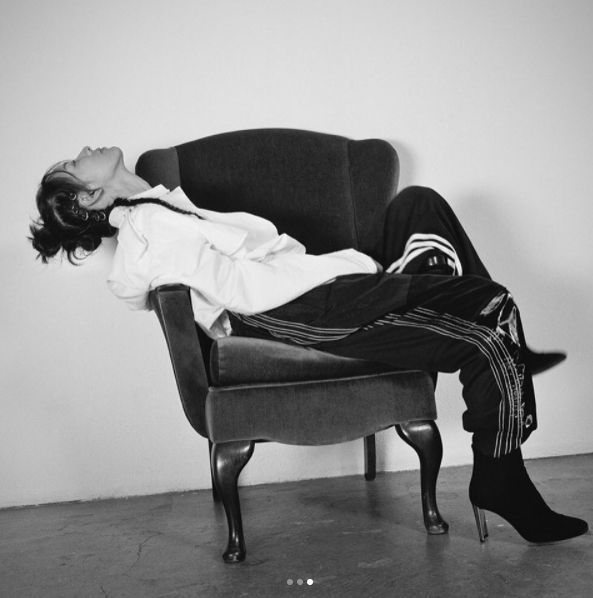 [SBS Star] Lee Hyo-ri Goes Bare face with Magazine Photoshoot