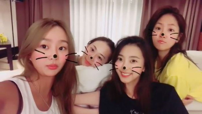 SISTAR Reunited! Four Members Showed Their Unbreakable Friendship