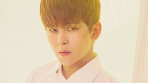 [SBS Star] Hoya Decides Not to Renew His Contract, Leaves INFINITE