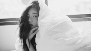 [SBS Star] HyunA Shoots Album Cover with No Make-up!