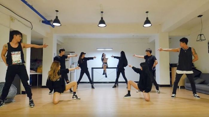 [SBS Star] SUNMI Performs Change Up Version of 'Gashina' to Keep Her Promise!