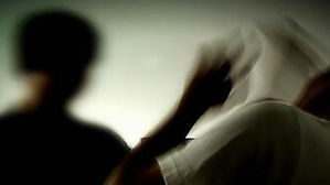 '매 맞기 포커게임'하다 후배 폭행 중상 입힌 고향 선배 구속