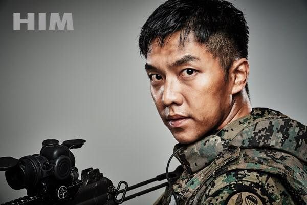 Lee Seung Gi's Military Pictorial Released Ahead of His Discharge