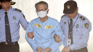 '세월호 보고 시간 조작' 김기춘 측 "무리한 기소"…혐의 부인