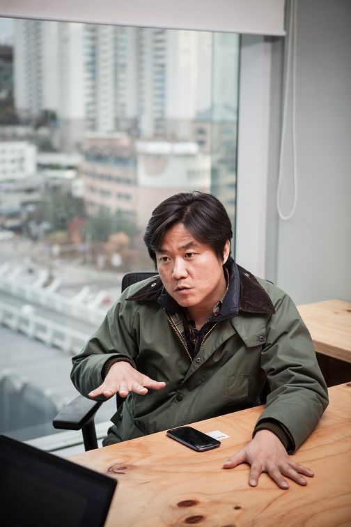 [SBS Star] Na PD Misses Lee Seung Gi, 'But it's up to the celebrity