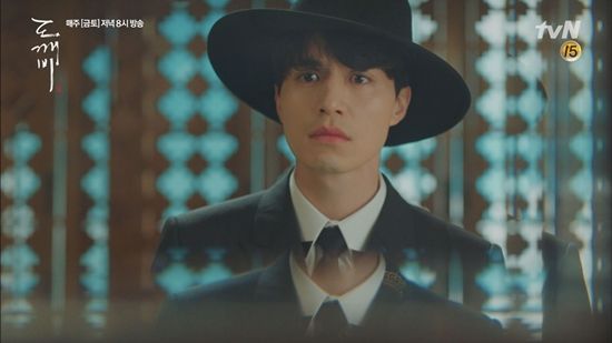 [SBS Star] Secret Behind Lee Dong Wook's Fedora Hat from 'Goblin'