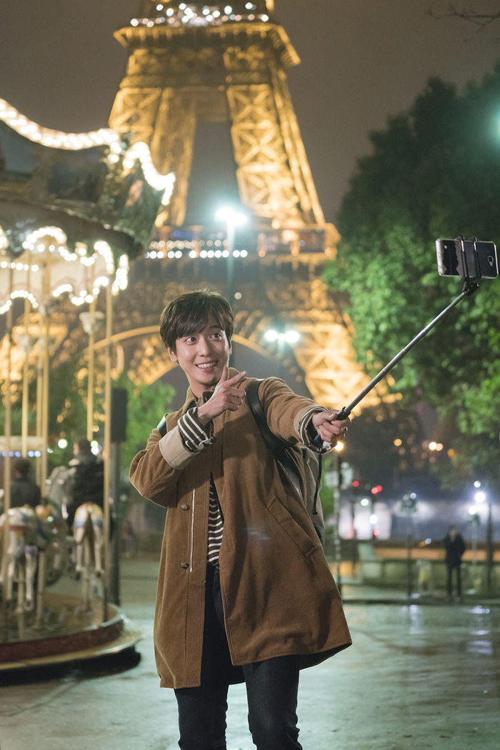 [SBS Star] Jung Yong Hwa Opens-up About Deep Kissing with Lee Yeon Hee