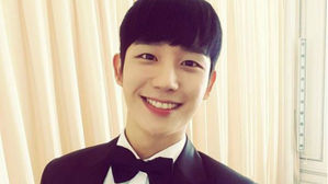 [SBS Star] Jung Hae In's Polite Personality Under Spotlight