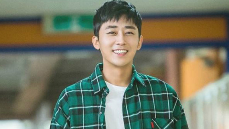 [SBS Star] Son Ho Jun Reveals TVXQ Yunho Doesn't Bring Wallet