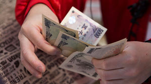 日 상반기 6조 원대 무역흑자