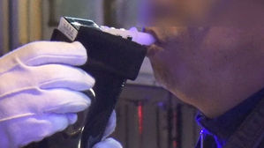 음주운전 신고되자 경찰 도착 전 술 더 마셔&hellip;징역 9개월