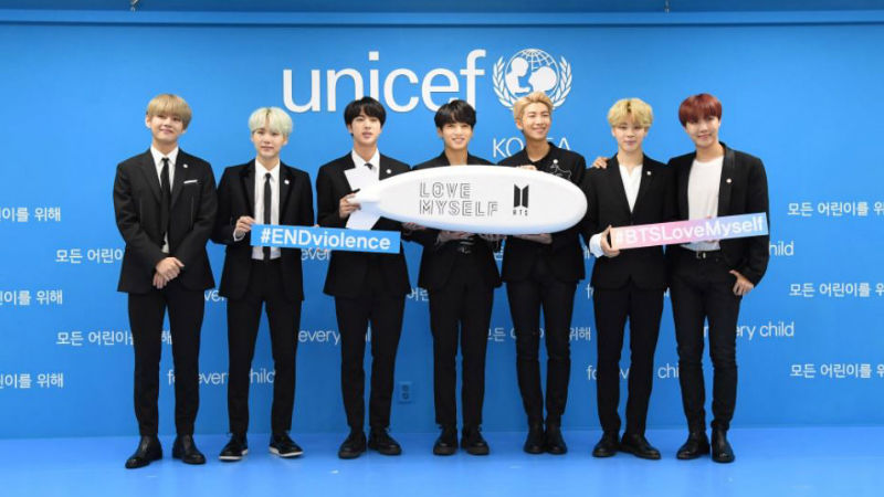 [SBS Star] BTS' Father Bang Si-hyuk's Recent Update!