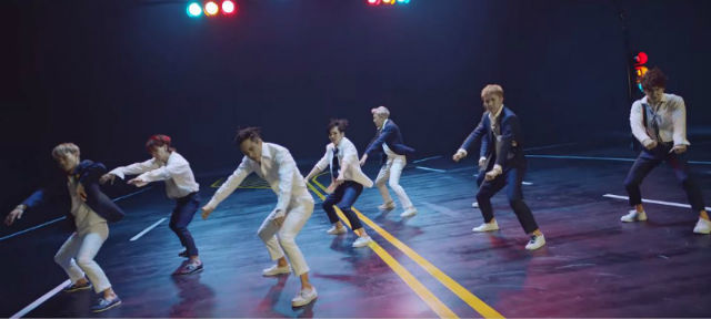 [SBS Star] EXO's 'Ko Ko Bop' Becomes World's Most Tweeted Song of the Year!