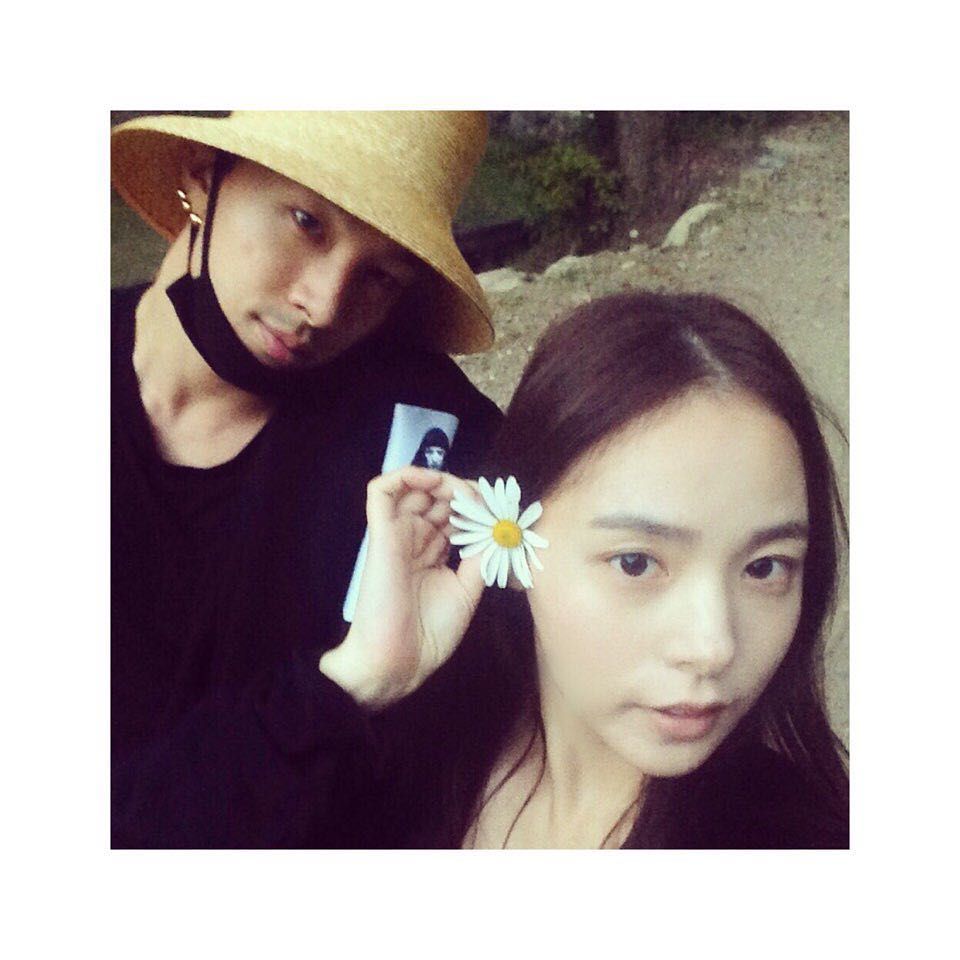 [SBS Star] TAEYANG Pledges to Spend the Rest of Life with Min Hyo-rin