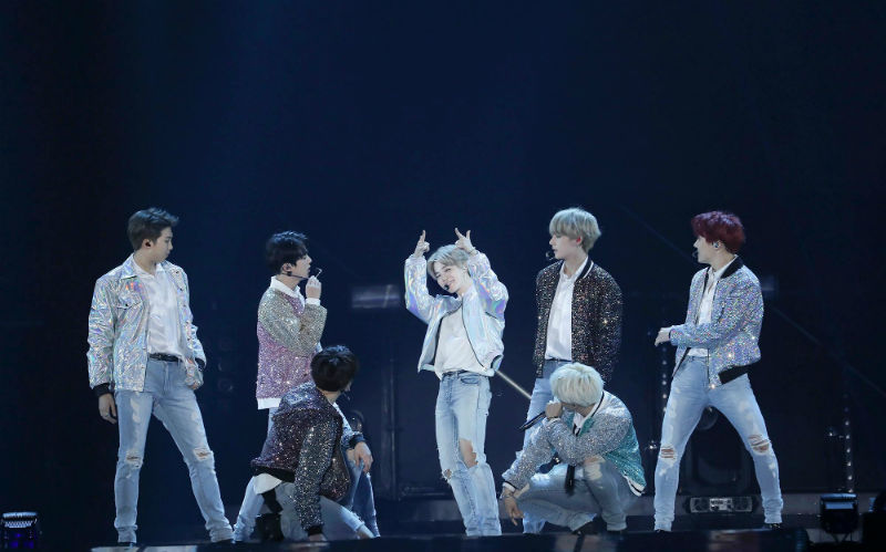 [SBS Star] BTS Jungkook's Good-looking Young Father Surprises Many!