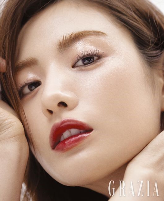 [SBS Star] Nana's Trendy & Modest Pictorials Under Spotlight