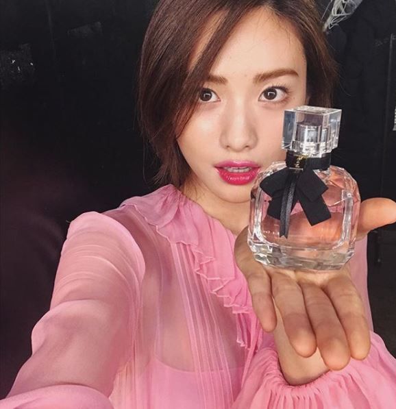 [SBS Star] Nana's Trendy & Modest Pictorials Under Spotlight