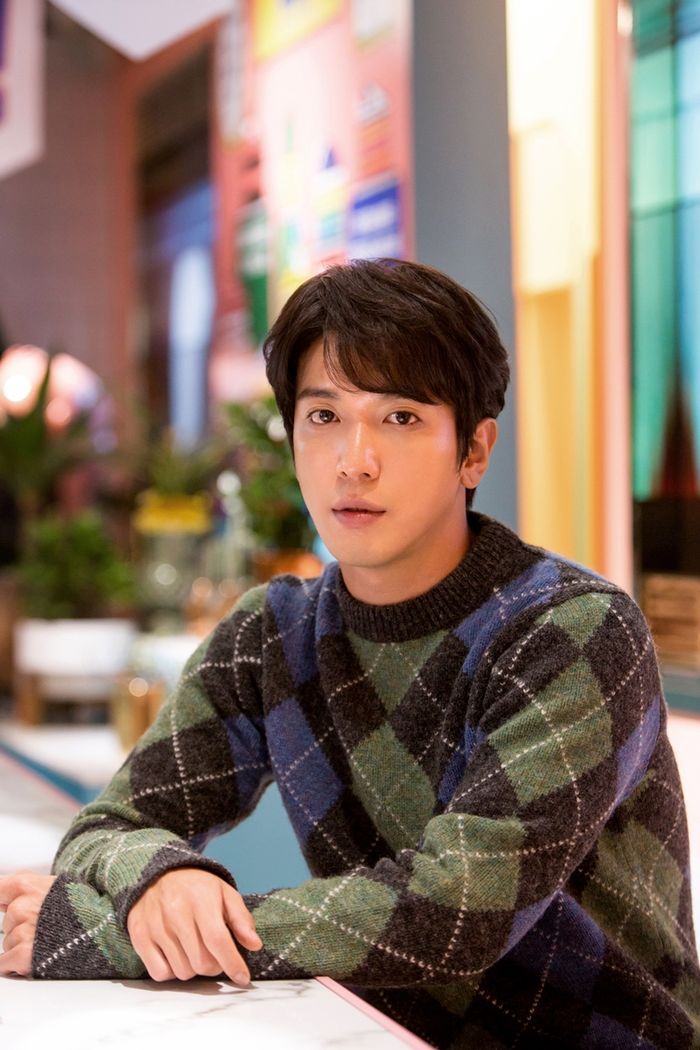 [SBS Star] Jung Yong Hwa Participates to Help Hearing-impaired Children