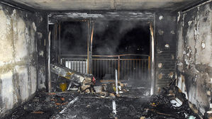 [영상] '일가족 사망' 은평구 아파트 화재 합동 감식 현장