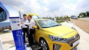 블룸버그 "2025년이면 신규판매 승용차 10대중 1대 전기차"