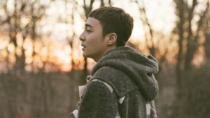 [SBS Star] Roy Kim's New Track Tops All Major Domestic Music Charts